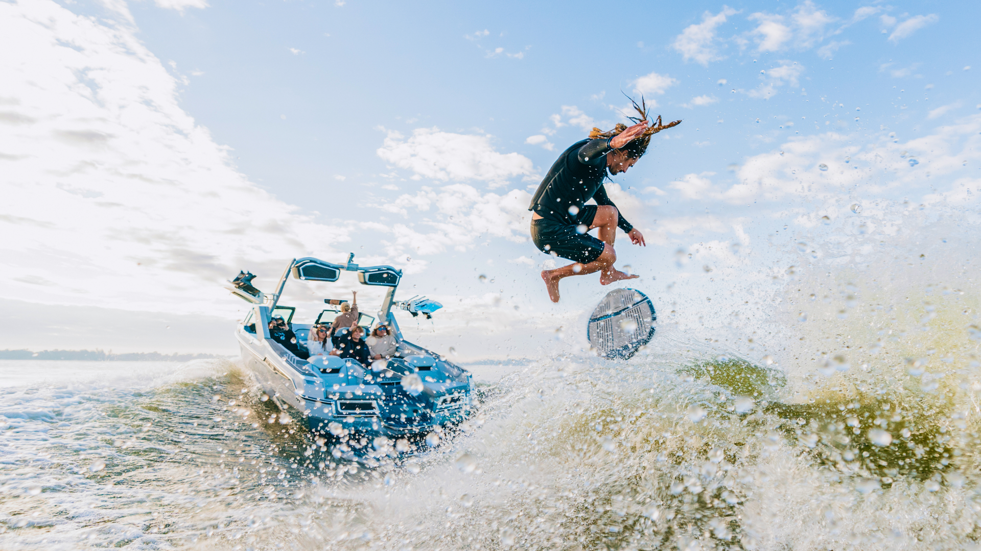 pic of speed boat